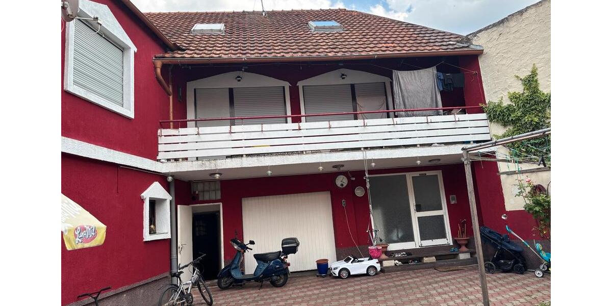 Mehrfamilienhaus, Wohnhaus Niederwerrn - 9 Zimmer, 243 m&sup2;, 420.000&euro; | Angebot:26942074