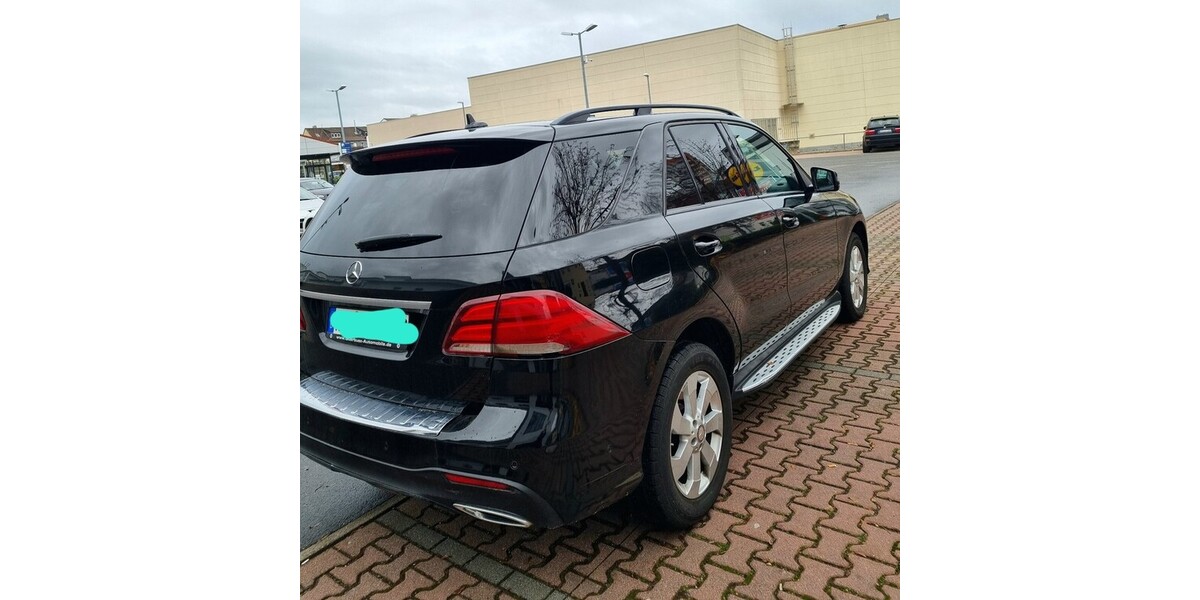 Mercedes-Benz GLE 350 KOMBI 4X MATIC 329.000 km 21.500 € Worms 67547