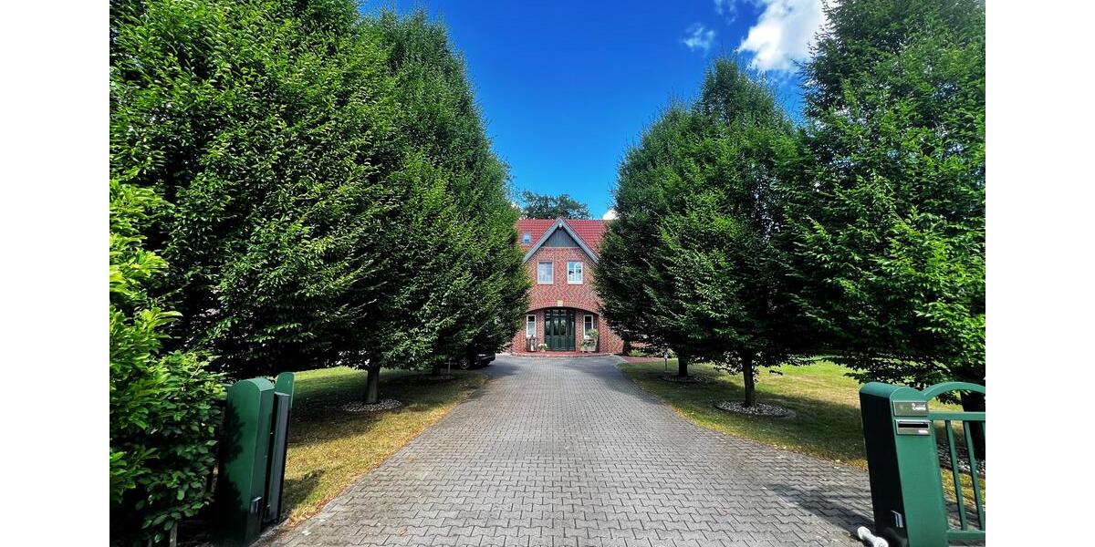 Einfamilienhaus Velen - 10 Zimmer, 300 m&sup2;, 2.700&euro; | Angebot:21729104