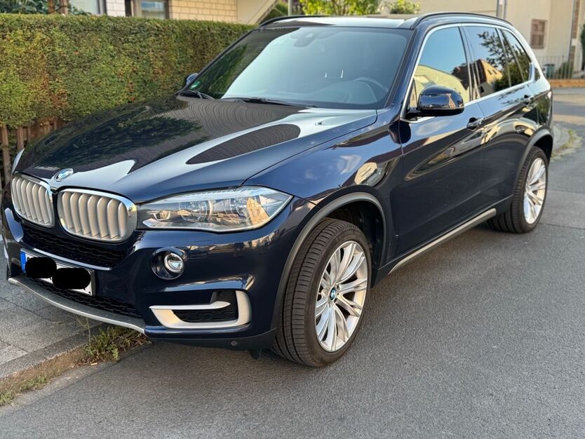BMW X5 135.000 km 38.900 € Offenbach am Main 63075