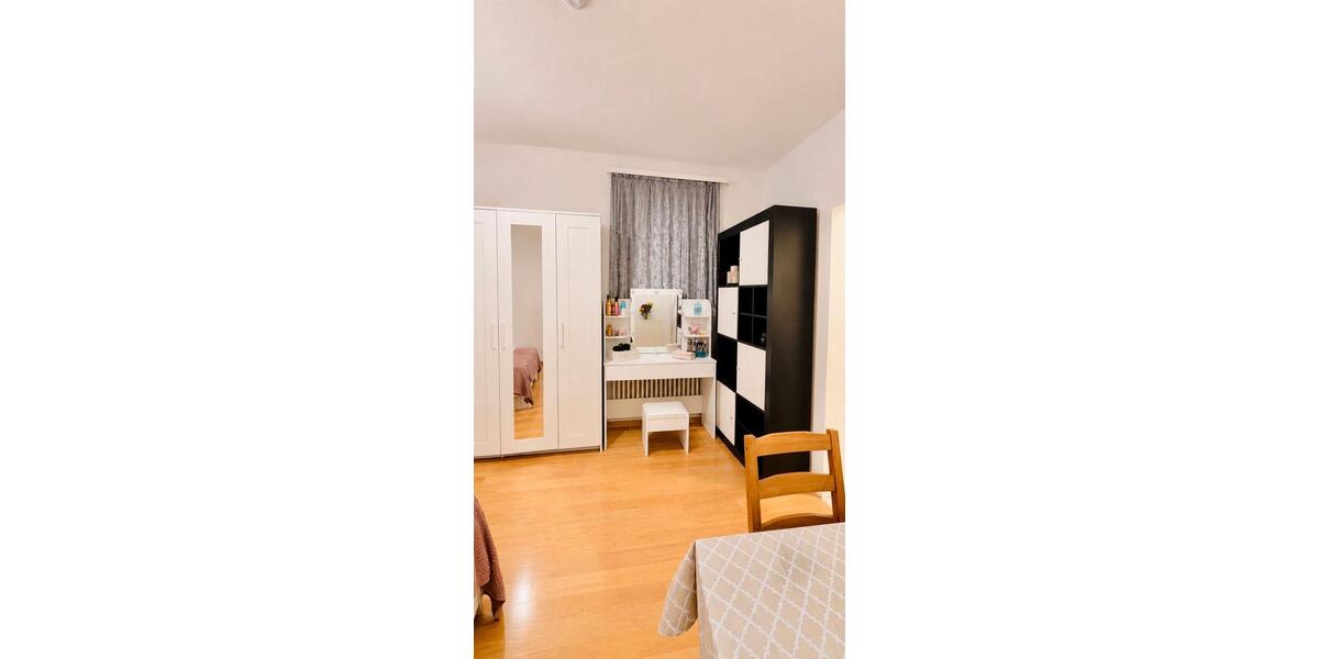 Erdgeschoßwohnung Stuttgart Stuttgart-West - 1 Zimmer, 25 m&sup2;, 550&euro; | Angebot:26656539