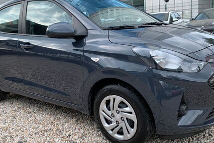 Hyundai i10 14.400 km 11.490 &euro; Berlin-Spandau 13597