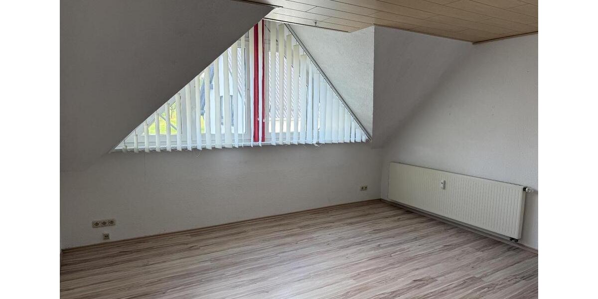 Maisonettenwohnung Wilnsdorf - 7 Zimmer, 165 m&sup2;, 200.000&euro; | Angebot:26815407