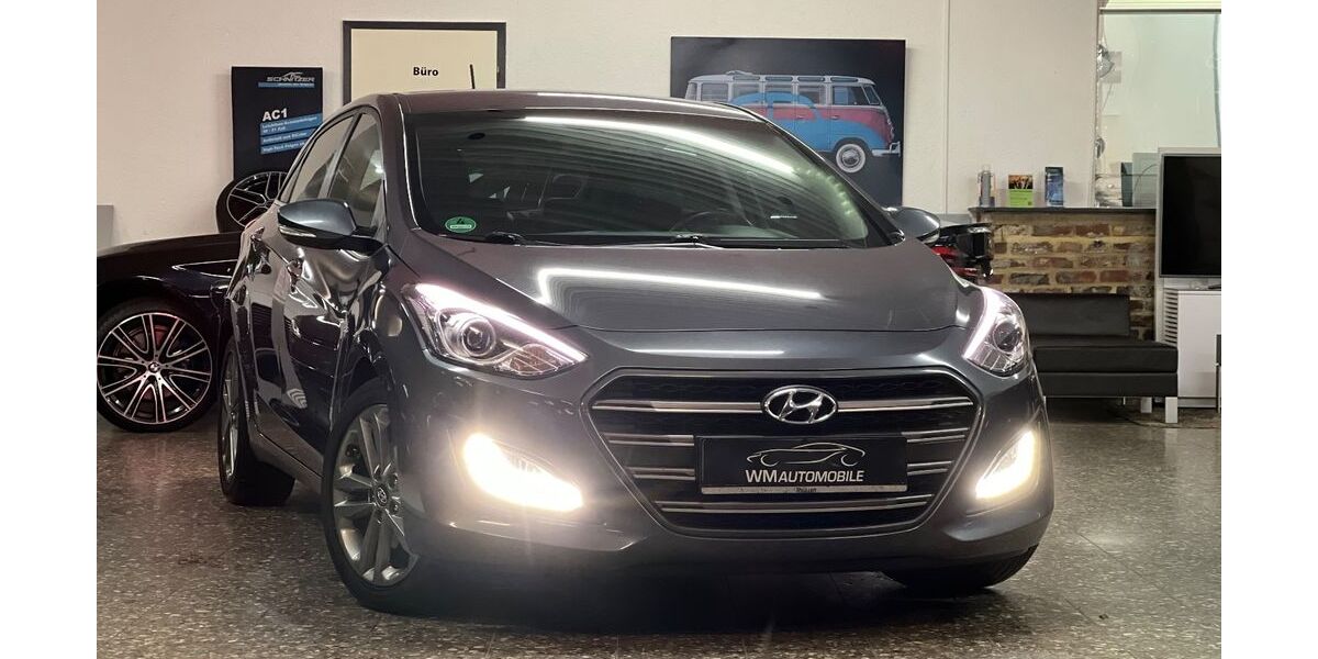Hyundai i30 176.000 km 7.995 &euro; Stolberg 52222