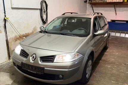 Renault Megane 128.056 km 2.100 € Weimar 99432