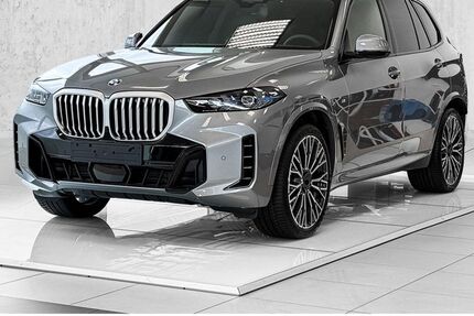 BMW X5 3.000 km 86.400 € Erkelenz 41812