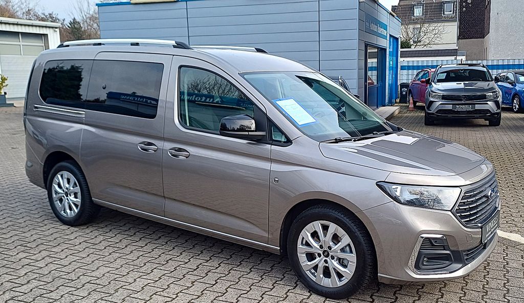 Ford Grand Tourneo 19.600 km 32.980 &euro; Essen 45307
