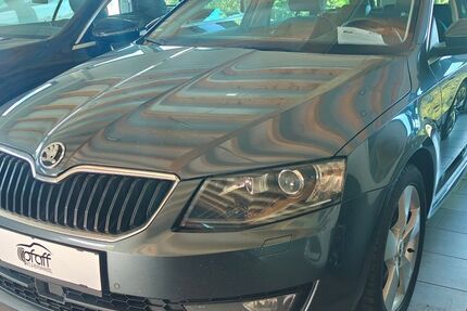 Skoda Octavia 324.000 km 4.999 &euro; Kirchvers 35102