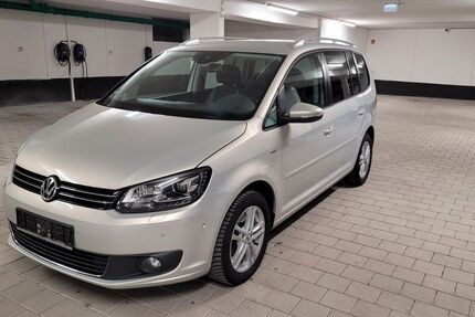 VW Touran 165.000 km 9.200 &euro; München 80937