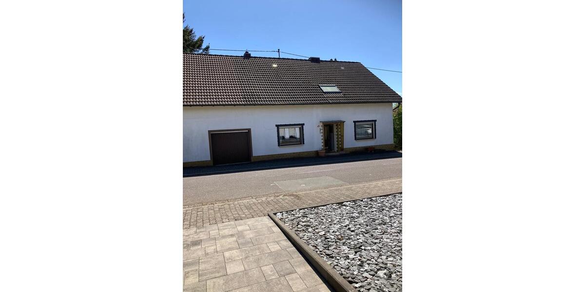 Einfamilienhaus Nonnweiler - 11 Zimmer, 190 m&sup2;, 195.000&euro; | Angebot:26921928