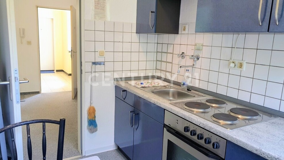 Uninähe! Helle Etagenwohnung mit großzügigem Balkon 1 zimmer