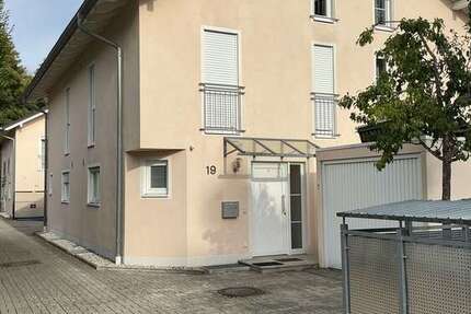 Haus Germering - 4 Zimmer, 136 m&sup2;, 2.820&euro; | Angebot:26759916