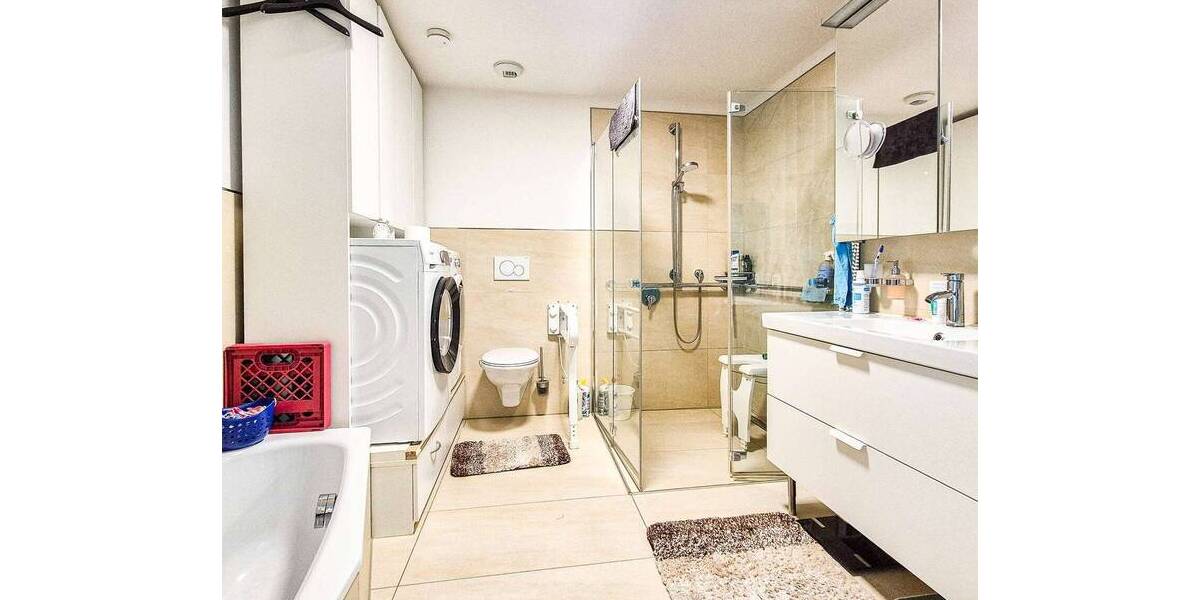 Etagenwohnung Würzburg Frauenland - 2 Zimmer, 82 m&sup2;, 1.175&euro; | Angebot:26361541