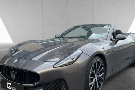 Maserati GranCabrio 1.239 km 176.590 &euro; Berlin 10587