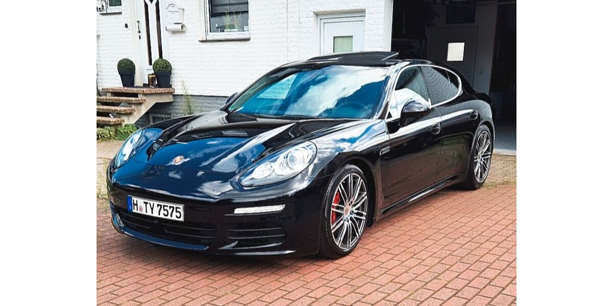 Porsche Panamera 139.000 km 34.490 &euro; Garbsen 30827