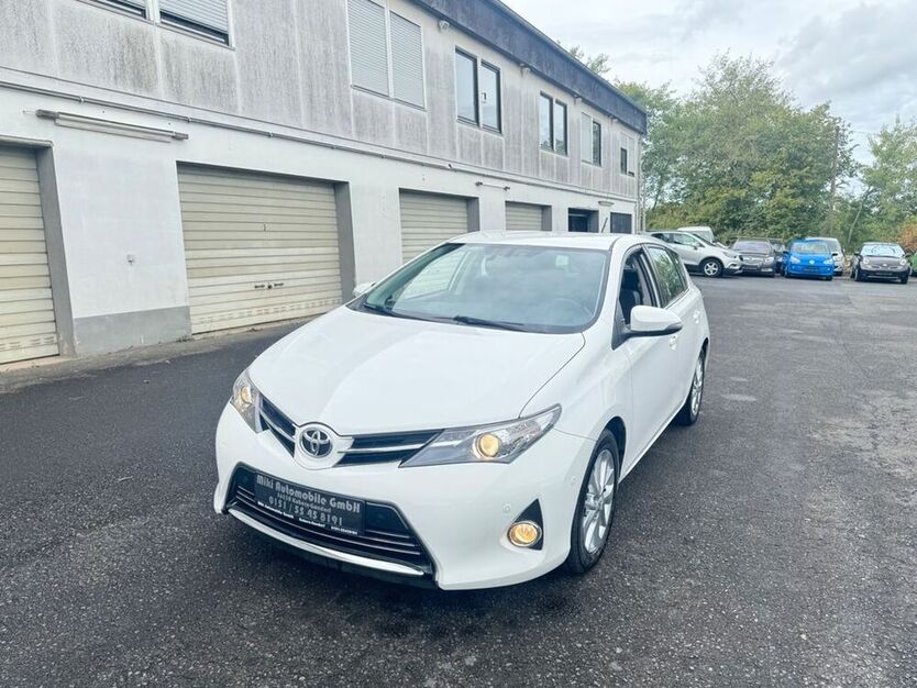 Auris