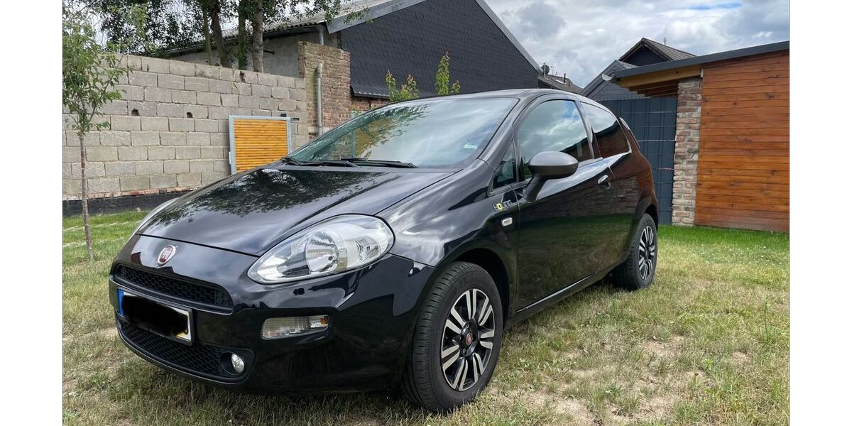 Fiat Punto 117.000 km 4.100 &euro; Rommerskirchen 41569