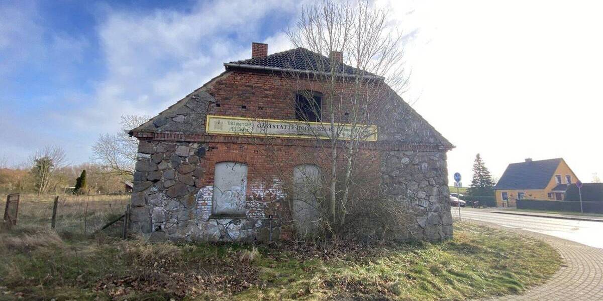 Bauernhaus, Landhaus Möllenhagen - 6 Zimmer, 210 m&sup2;, 66.000&euro; | Angebot:25730985