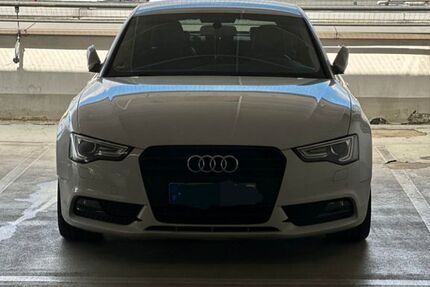 Audi A5 208.135 km 10.490 &euro; Solingen 42651