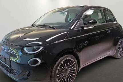 Fiat 500e 14.300 km 18.890 &euro; München 80339