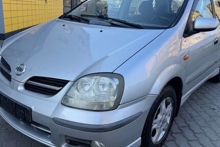 Nissan Almera 140.000 km 3.499 &euro; Berlin 13055