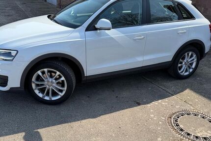 Audi Q3 107.000 km 12.890 &euro; Karlsruhe 76137