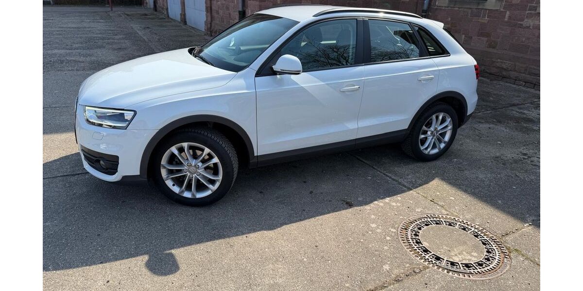 Audi Q3 107.000 km 12.890 &euro; Karlsruhe 76137