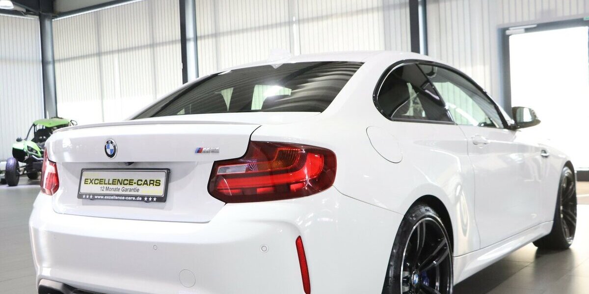 BMW M2 Coupe DKG / BI-XENON, LEDER, NAVI-PRO+KAMERA 90.000 km 35.992 € Hamm 59077