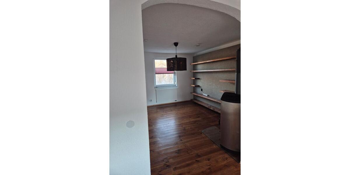 Reihenhaus Esslingen am Neckar Oberesslingen - 4.5 Zimmer, 120 m&sup2;, 1.800&euro; | Angebot:24786916