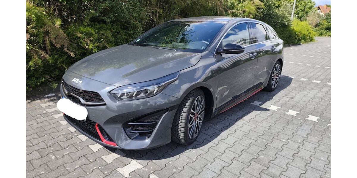 Kia pro ceed / ProCeed 14.000 km 30.490 &euro; Wiesbaden 65189