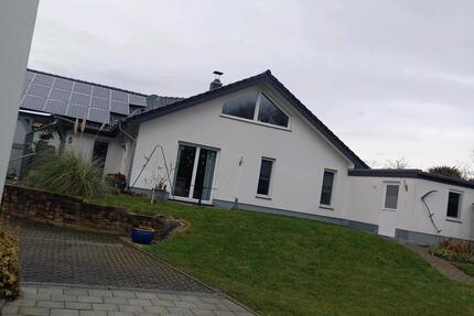 Winkelbungalow mit großem Grundstück Provisionsfrei zimmer