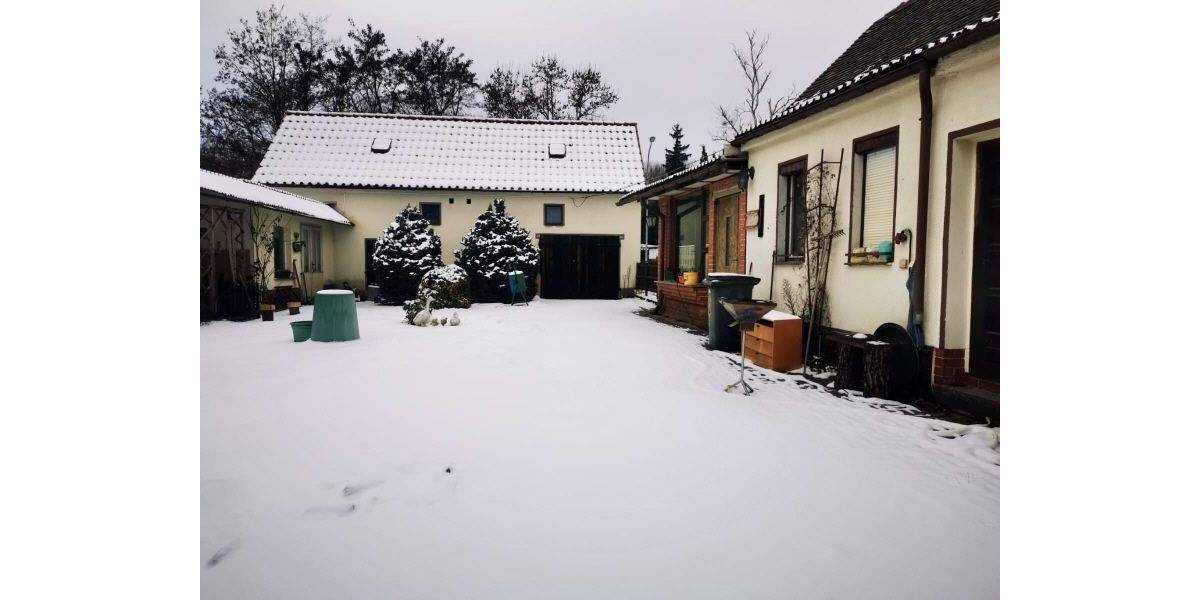 Verträumter kleiner Dreiseitenhof bei der Stadt Bernsdorf 6 zimmer