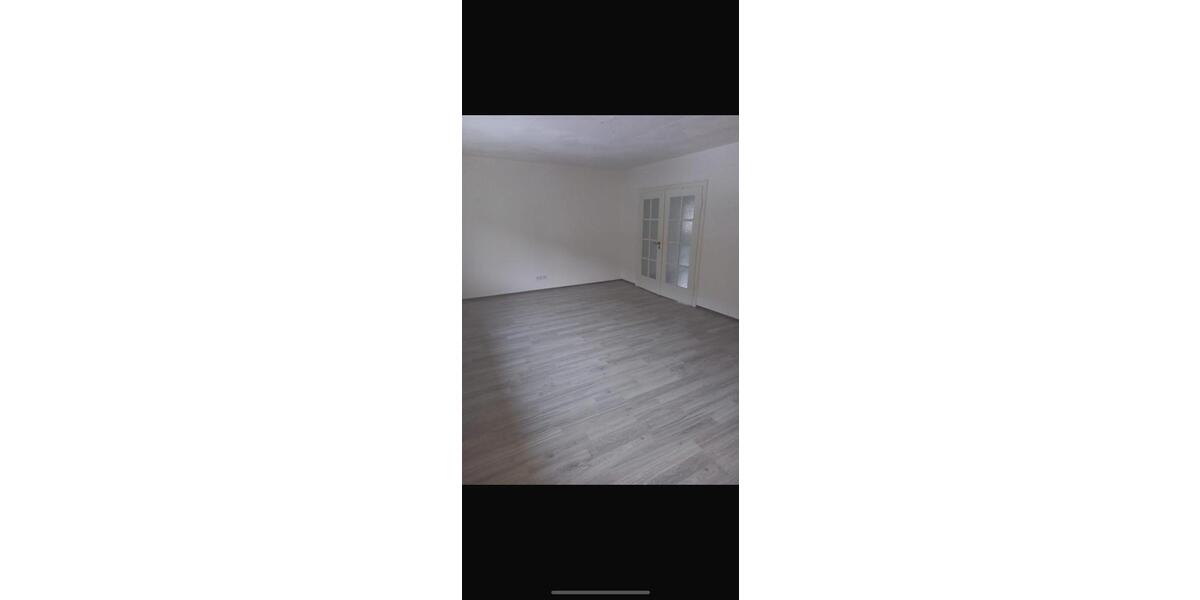 Etagenwohnung Lennestadt - 3 Zimmer, 85 m&sup2;, 700&euro; | Angebot:26368661