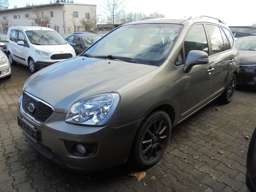Kia Carens 179.604 km 2.999 € Regensburg 93055