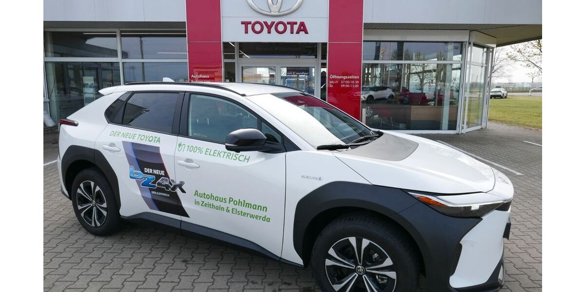 Toyota bZ4X 9.000 km 28.930 € Zeithain 01619