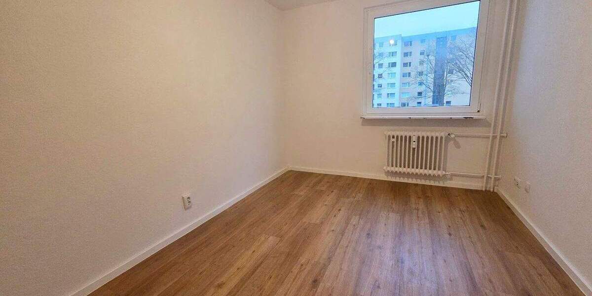 Familien aufgepasst: 4 Zimmer Wohnung + 2 Balkone, Einbauküche, Gäste-WC 4 zimmer