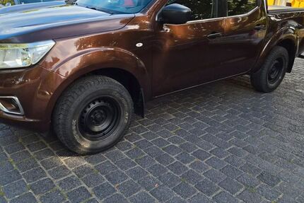 Nissan Navara 119.322 km 15.900 &euro; Berlin 12109