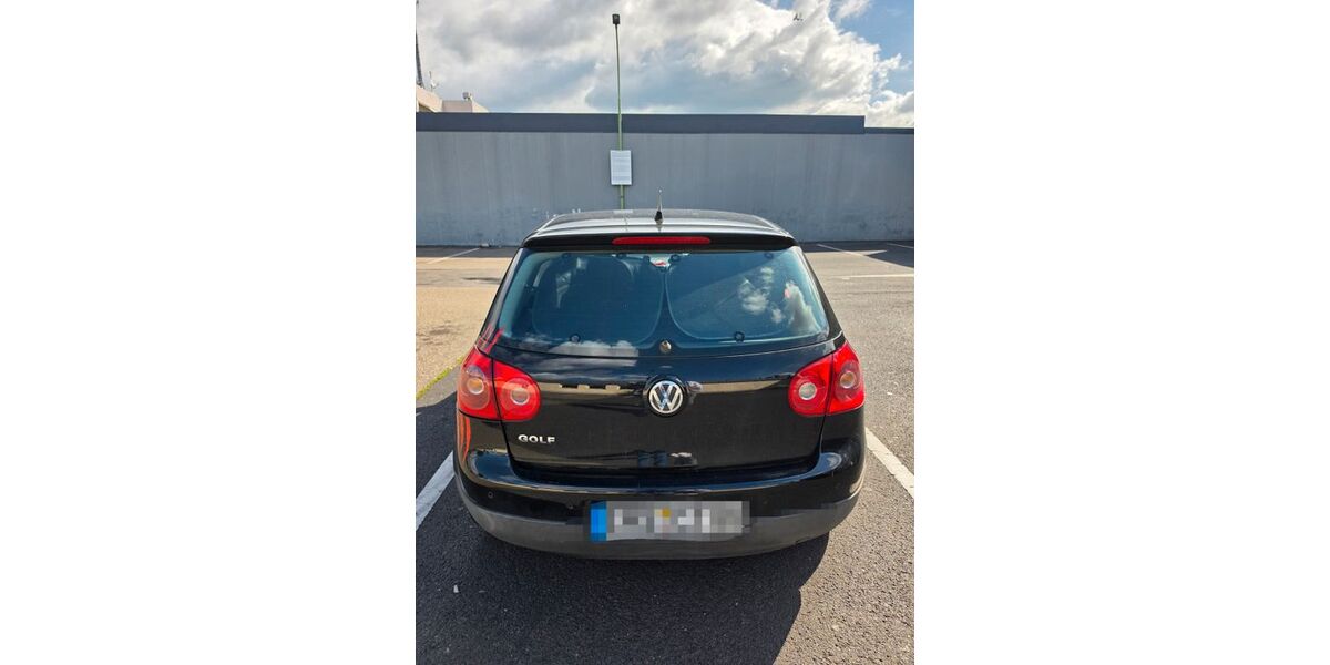 VW Golf 266.898 km 900 &euro; Bad Ems 56130