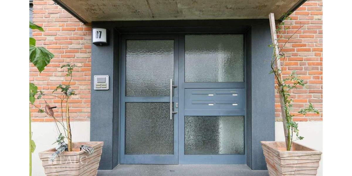 Eigentumswohnung im 4-Parteienhaus 5 zimmer