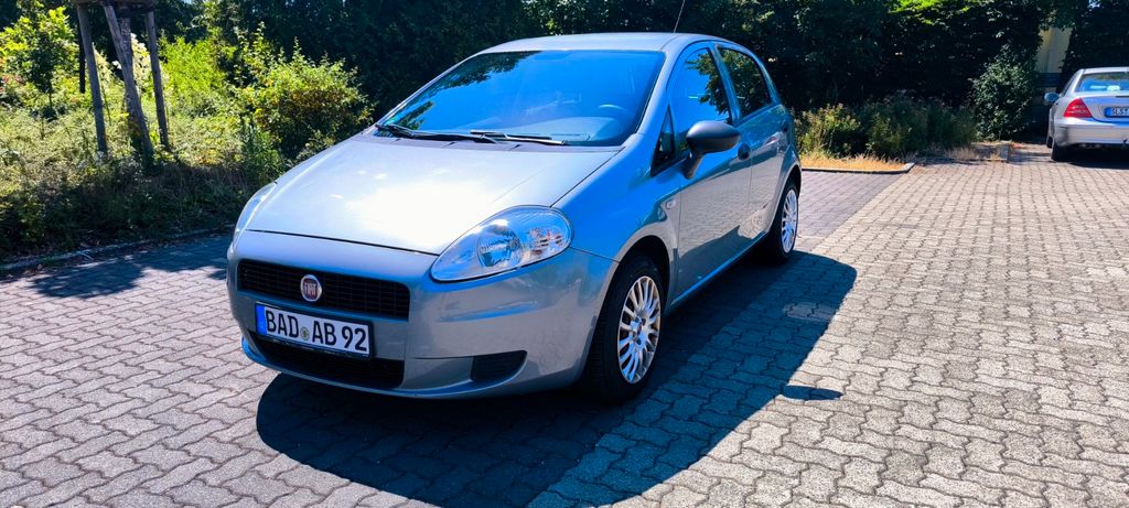 Fiat Punto 123.000 km 2.900 &euro; Baden Baden 76530