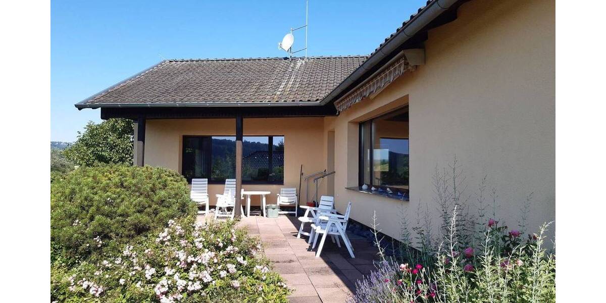 Bungalow Willebadessen - 6 Zimmer, 174 m&sup2;, 299.000&euro; | Angebot:26715376