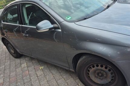 VW Jetta 144.000 km 3.500 &euro; Neu Anspach 61267