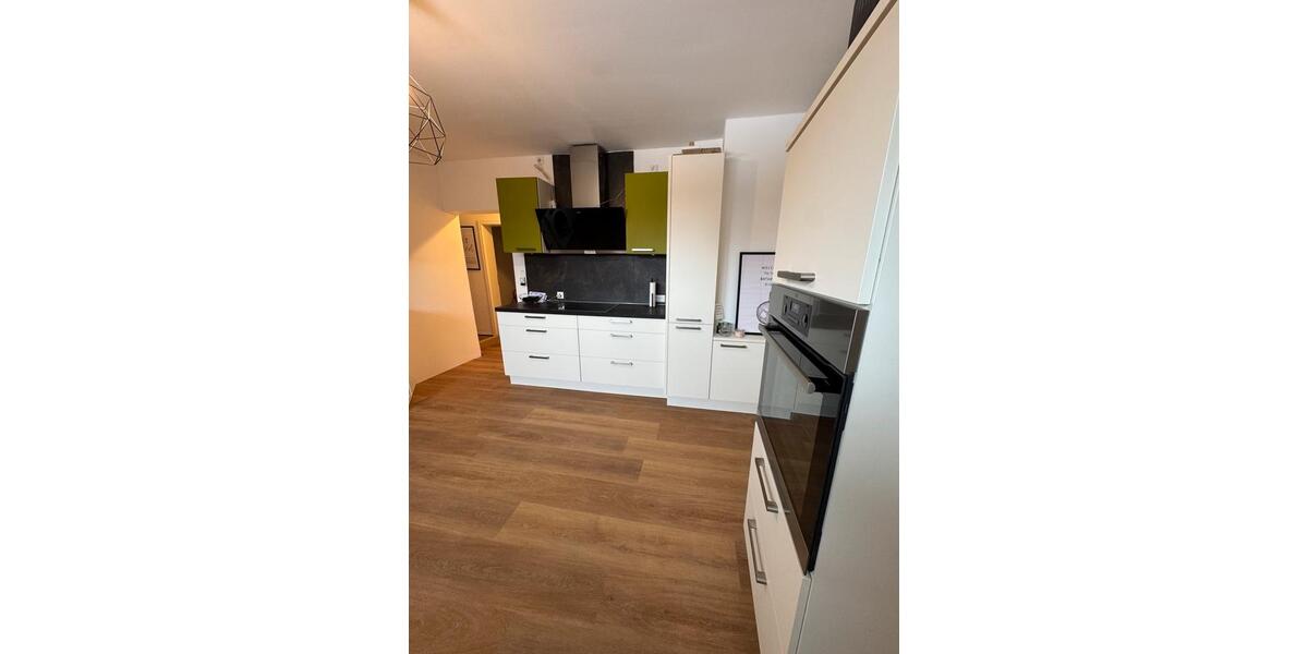Erdgeschoßwohnung Rühen - 3 Zimmer, 86 m&sup2;, 800&euro; | Angebot:25512119