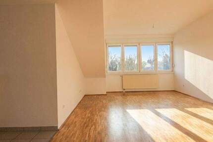 Wohnung Ludwigshafen am Rhein / Mundenheim West - 2 Zimmer, 61 m&sup2;, 630&euro; | Angebot:24621026