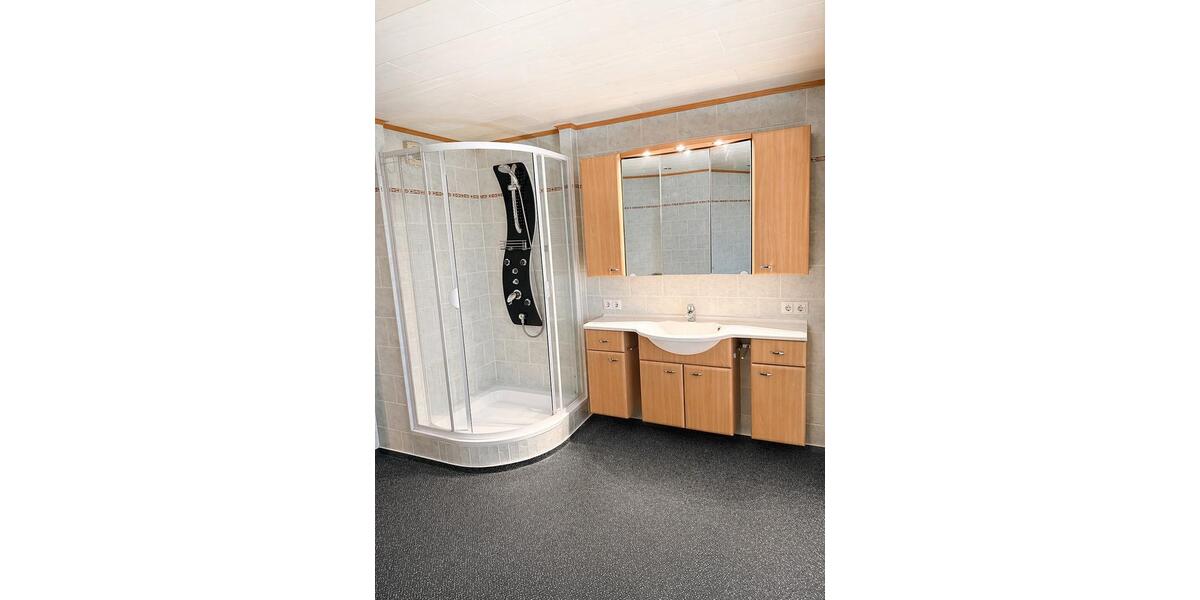 Reihenhaus Klötze - 5 Zimmer, 140 m&sup2;, 190.000&euro; | Angebot:26848482