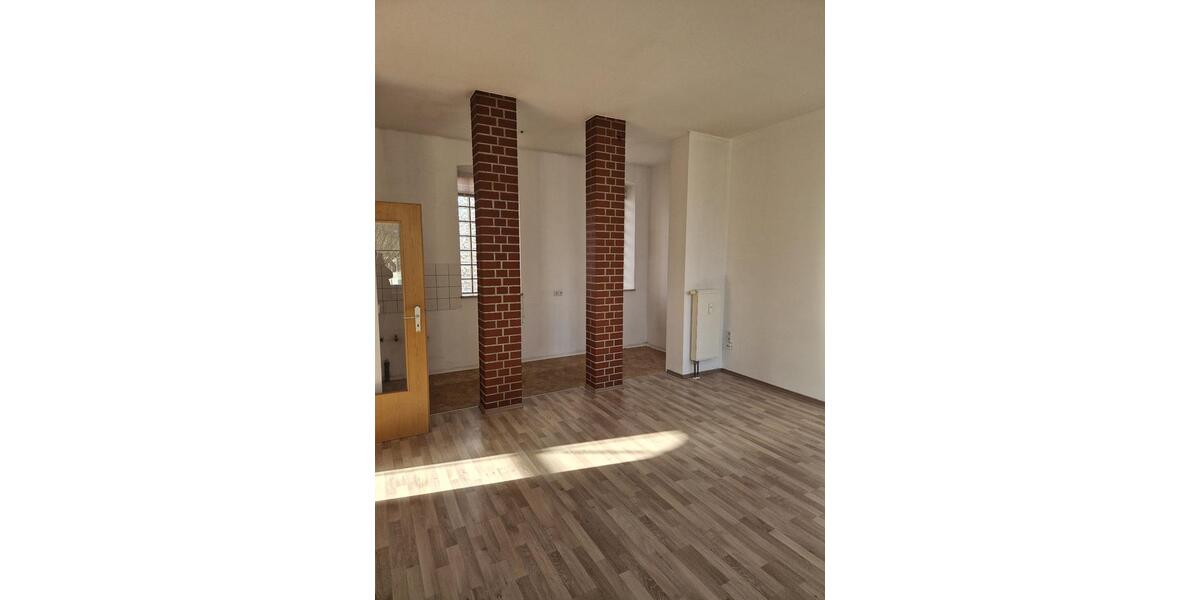 Hochparterre Lengenfeld - 2 Zimmer, 53 m&sup2;, 240&euro; | Angebot:25126830