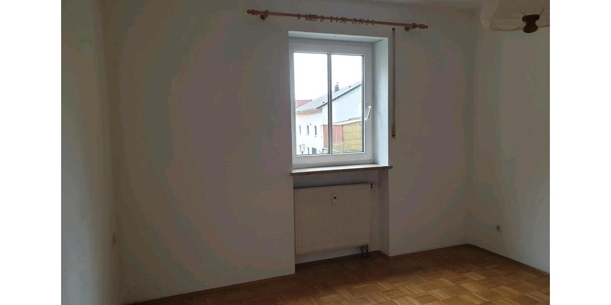 Erdgeschoßwohnung Hengersberg - 2 Zimmer, 50 m&sup2;, 620&euro; | Angebot:26368942
