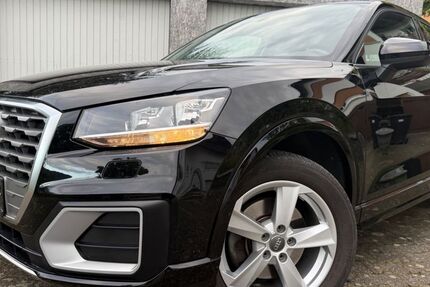 Audi Q2 99.760 km 17.900 &euro; Fürth 64658