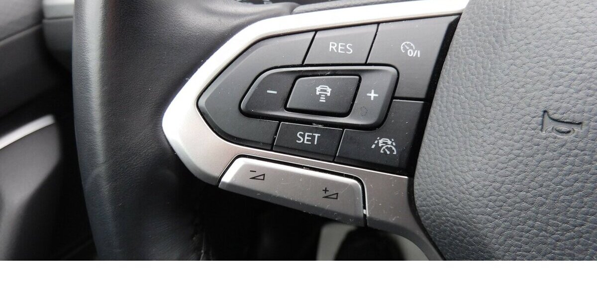 VW Passat 2.0 Bussiness BMT TDI Standhei.Navi Klima 36.500 km 21.990 &euro; Vordorf 38533