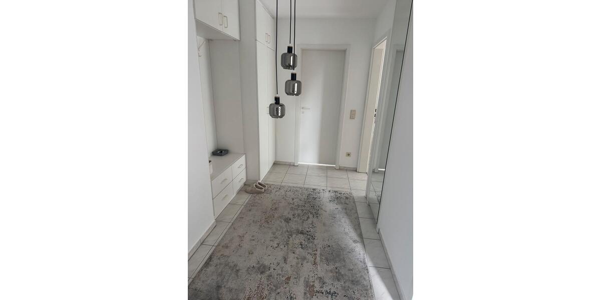 Dachgeschoßwohnung Wiesbaden Mainz-Kastel - 2 Zimmer, 47 m&sup2;, 775&euro; | Angebot:26636078